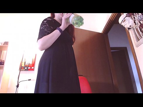 ❤️ En underdanig slave, der elsker beskidte og lækre trusser, er tvunget til at onanere efter at have set denne video! ☑ Fucking at da.xxx050890.ru ☑